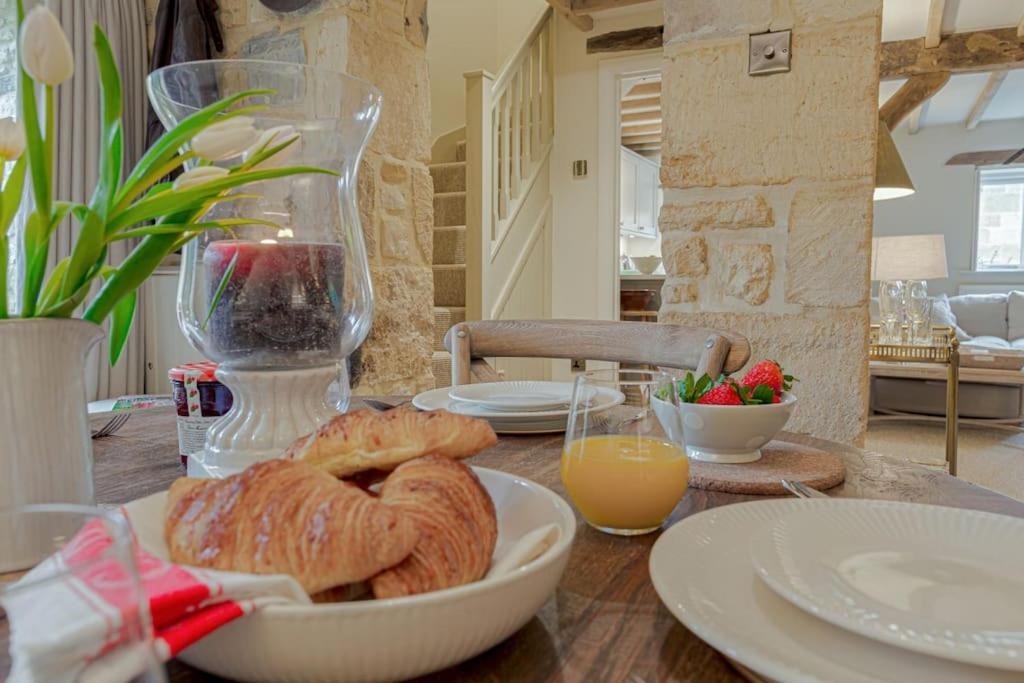 Weston Subedge East Barn Cottage - Refurbished Barn Conversion! מראה חיצוני תמונה