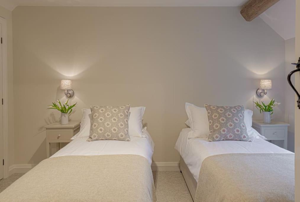 Weston Subedge East Barn Cottage - Refurbished Barn Conversion! מראה חיצוני תמונה
